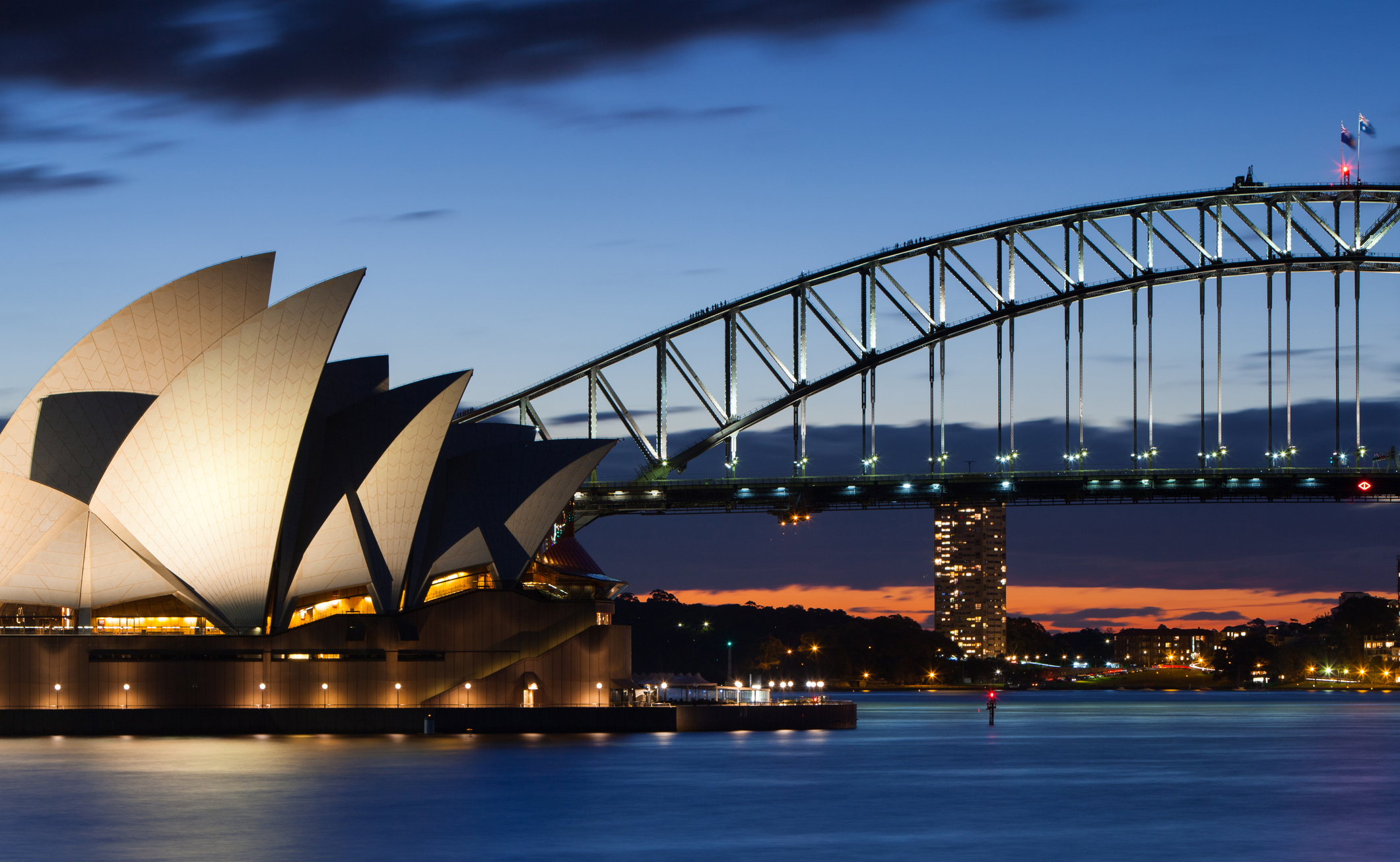 sydney opera house green for st patricks day decorations